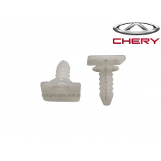 Клипса в пороги Chery Amulet