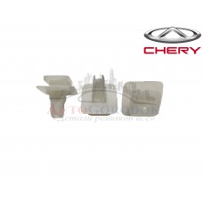 Клипса молдинга двери Chery QQ