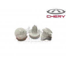 Клипса обшивки двери Chery Tiggo