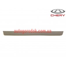 Накладка порога внутренняя передняя (серая) Chery Tiggo