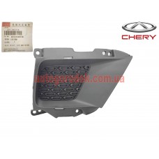 Решётка противотуманной фары правая Chery Tiggo 2