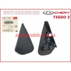 Накладка двери передней правой (треугольник) Chery Tiggo 2/2 Pro