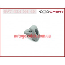 Фиксатор солнцезащитного козырька Chery Tiggo 2/2 Pro Фиксатор солнцезащитного козырька Chery Tiggo 2/2 Pro