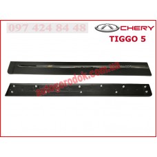 Молдинг двери передней левой (оригинал) Chery Tiggo 5