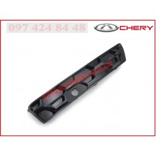 Решётка фонаря противотуманного заднего левая (оригинал) Chery Tiggo 8 Решётка фонаря противотуманного заднего левая (оригинал) Chery Tiggo 8